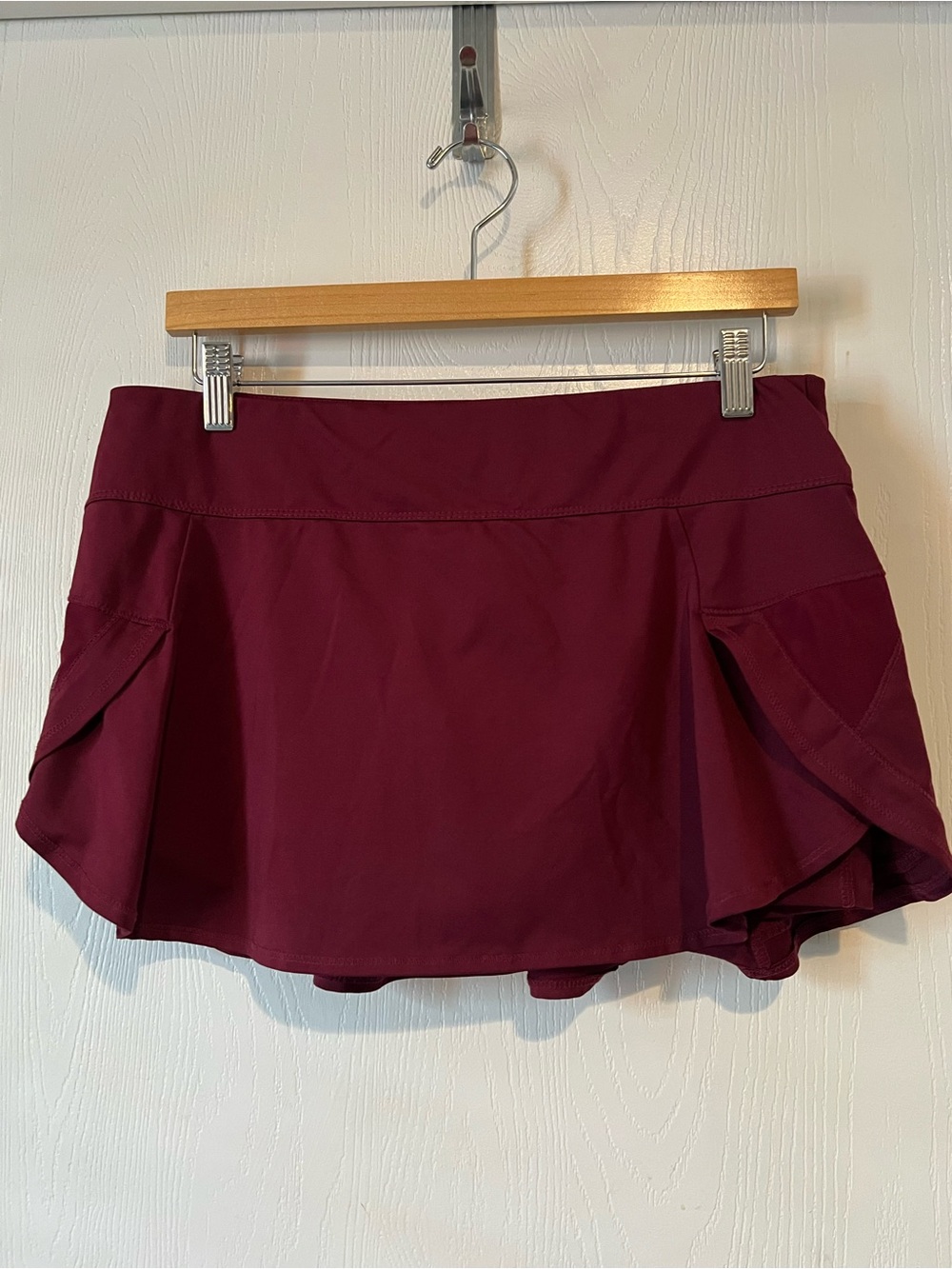 Lucky in Love Golf Pickleball Tennis Skirt Skort Maroon Burgandy Women Sz Large